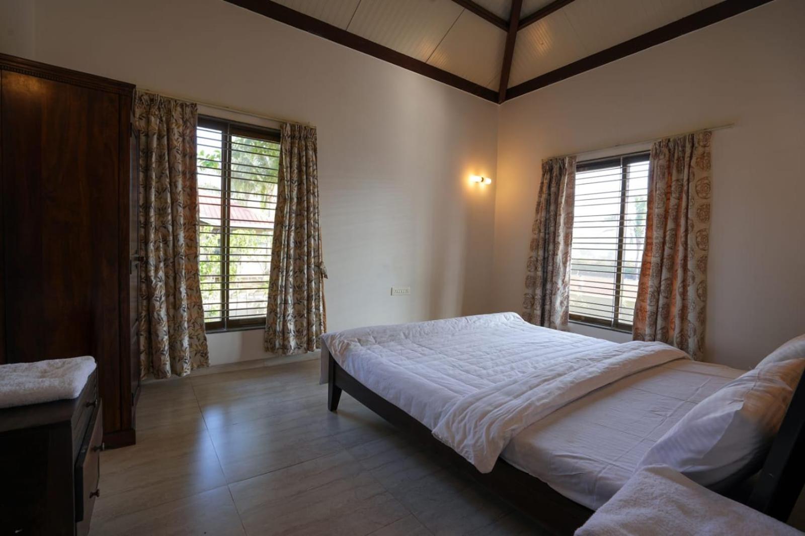 E&G Green Courts Resort At Koroli Hill Station Nashik Exterior foto